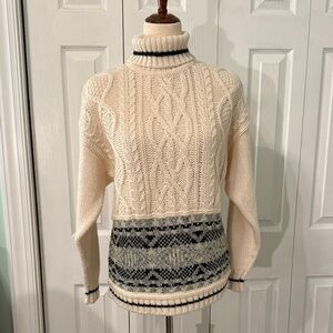 Vintage Lizsport Cream Cable Knit Turtleneck Sweater Sz Mp